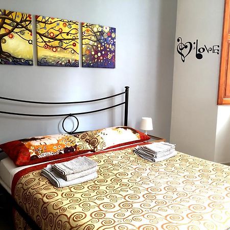 Aristocarli Bed & Breakfast Rome Bilik gambar