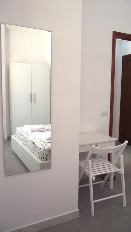 Aristocarli Bed & Breakfast Rome Bilik gambar